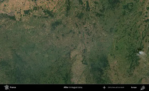 Allier. Copernicus Sentinel 'in Ağustos 2024' te çekilmiş uydu görüntüsü üzerine Fransa 'nın idari bölgesi.