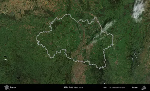 Allier. Copernicus Sentinel 'in Ekim 2024' te çekilen uydu görüntüsünde Fransa 'nın idari bölgesinin ana hatlarını çizdim.