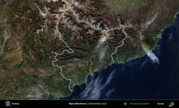 Alpes-Maritimes. Copernicus Sentinel 'in Kasım 2020' de çekilen uydu görüntüsünde Fransa 'nın idari bölgesinin ana hatları belirlendi.