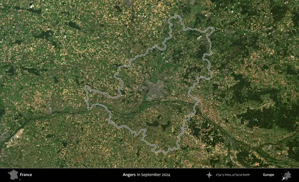 Öfke. Eylül 2024 'te çekilen Copernicus Sentinel karolarından oluşan bir uydu görüntüsünde Fransa' nın idari bölgesinin ana hatlarını çizdim.