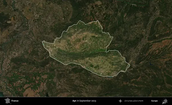 Bir daire. Fransa 'nın idari alanı, Eylül 2023' te çekilen Kopernik Nöbetçi karolarından oluşan koyu renkli bir uydu görüntüsü üzerinde vurgulandı ve özetlendi.