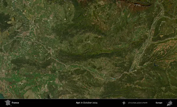 Bir daire. Copernicus Sentinel 'in Ekim 2024' te çekilmiş uydu görüntüsü üzerine Fransa 'nın idari bölgesi.