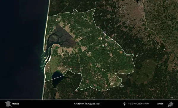 Arcachon. Fransa 'nın idari alanı, Ağustos 2024' te çekilen Kopernik Sentinel karolarından oluşan koyu renkli bir uydu görüntüsü üzerinde vurgulandı ve özetlendi.