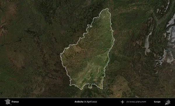 Ardeche. Fransa 'nın idari alanı, Nisan 2022' de çekilen Kopernik Nöbetçi karolarından oluşan koyu renkli bir uydu görüntüsü üzerinde vurgulandı ve özetlendi.