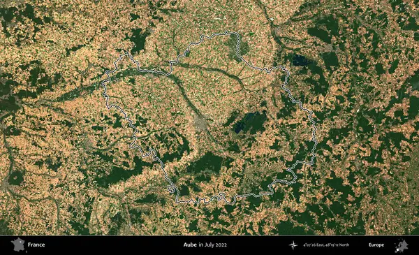 Aube. Copernicus Sentinel 'in Temmuz 2022' de çekilen uydu görüntüsünde Fransa 'nın idari bölgesinin ana hatları belirlendi.