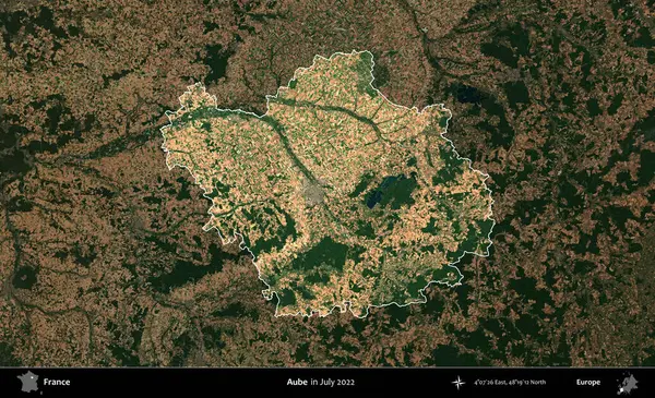 Aube. Fransa 'nın idari alanı, Temmuz 2022' de çekilen Kopernik Nöbetçi karolarından oluşan koyu renkli bir uydu görüntüsüyle vurgulandı ve özetlendi.