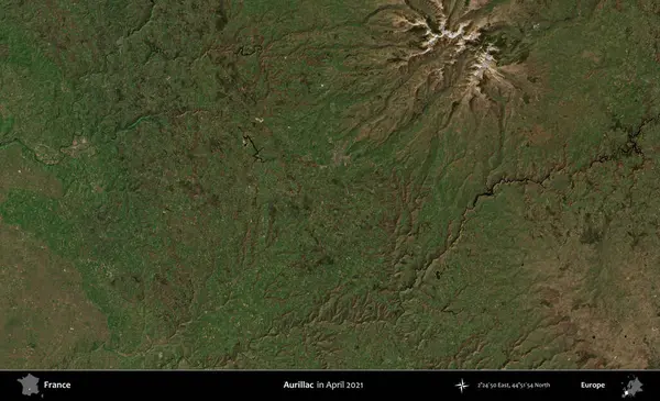 Aurillac. Copernicus Sentinel 'in Nisan 2021' de çekilmiş uydu görüntüsü üzerine Fransa 'nın idari bölgesi.