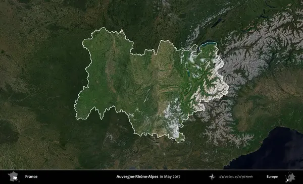 Auvergne-Rhone-Alpes. Fransa 'nın idari alanı, Mayıs 2017' de çekilen Kopernik Nöbetçi karolarından oluşan koyu renkli bir uydu görüntüsü üzerinde vurgulandı ve özetlendi.