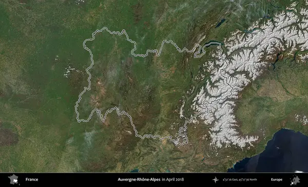Auvergne-Rhone-Alpes. Copernicus Sentinel 'in Nisan 2018' de çekilen uydu görüntüsünde Fransa 'nın idari bölgesinin ana hatları belirlendi.