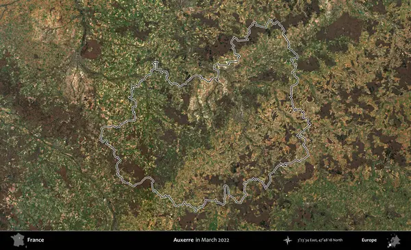 Auxerre. Mart 2022 'de çekilen Copernicus Sentinel karolarından oluşan bir uydu görüntüsünde Fransa' nın idari bölgesinin ana hatları belirlendi.