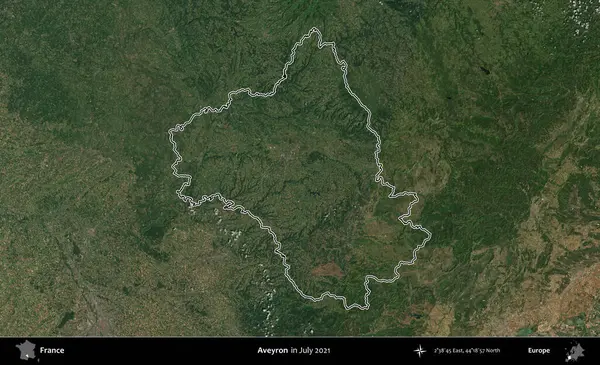 Aveyron. Copernicus Sentinel 'in Temmuz 2021' de çekilen uydu görüntüsünde Fransa 'nın idari bölgesinin ana hatları belirlendi.