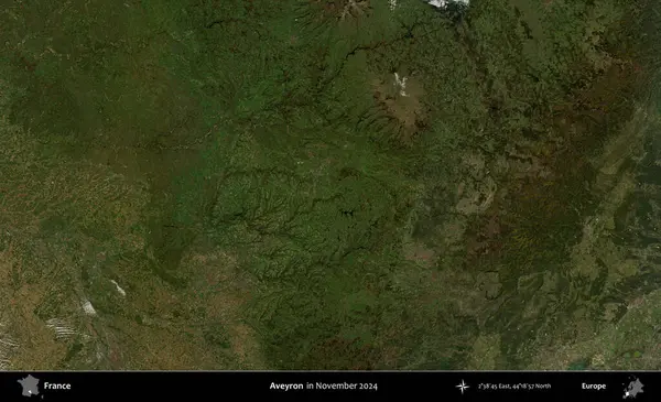 Aveyron. Copernicus Sentinel 'in Kasım 2024' te çekilmiş uydu görüntüsü üzerine Fransa 'nın idari bölgesi.