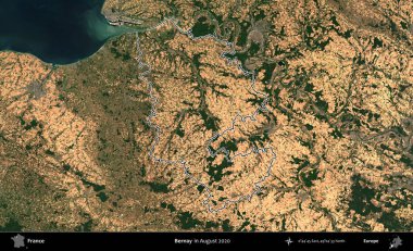 Bernay. Copernicus Sentinel 'in Ağustos 2020' de çekilen uydu görüntüsünde Fransa 'nın idari bölgesinin ana hatları belirlendi.