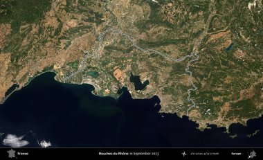 Bouches-du-Rhone. Eylül 2023 'te çekilen Copernicus Sentinel karolarından oluşan bir uydu görüntüsünde Fransa' nın idari bölgesinin ana hatlarını çizdim.
