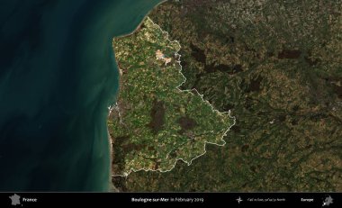 Boulogne-sur-Mer. Fransa 'nın idari alanı, Şubat 2019' da çekilen Kopernik Sentinel karolarından oluşan koyu renkli bir uydu görüntüsü üzerinde vurgulandı ve özetlendi.