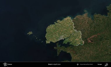 Brest. Fransa 'nın idari alanı, Nisan 2020' de çekilen Kopernik Nöbetçi karolarından oluşan koyu renkli bir uydu görüntüsü üzerinde vurgulandı ve özetlendi.