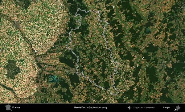 Bar-le-Duc. Eylül 2023 'te çekilen Copernicus Sentinel karolarından oluşan bir uydu görüntüsünde Fransa' nın idari bölgesinin ana hatlarını çizdim.