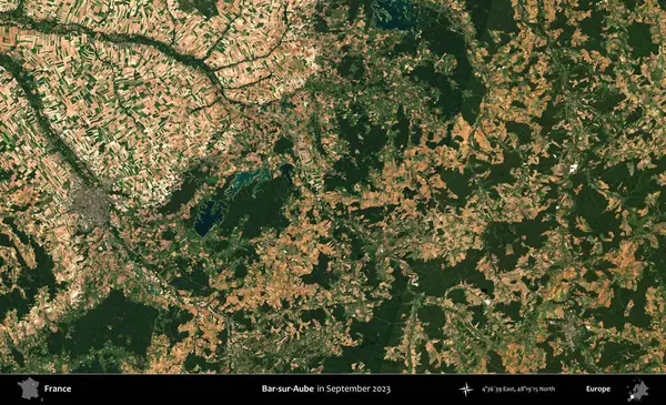 Bar-sur-Aube. Copernicus Sentinel 'in Eylül 2023' te çekilmiş uydu görüntüsü üzerine Fransa 'nın idari bölgesi.