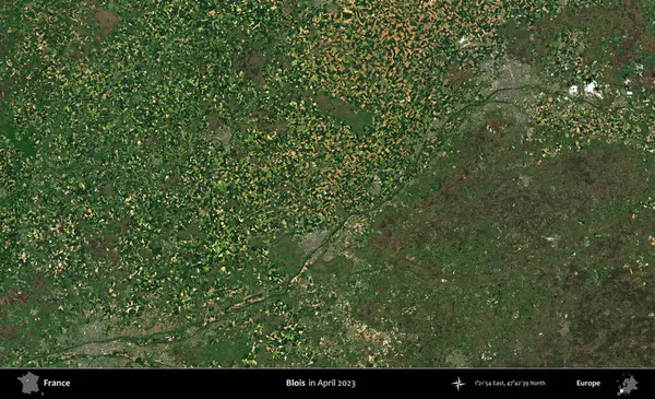 Blois. Copernicus Sentinel 'in Nisan 2023' te çekilmiş uydu görüntüsü üzerine Fransa 'nın idari bölgesi.
