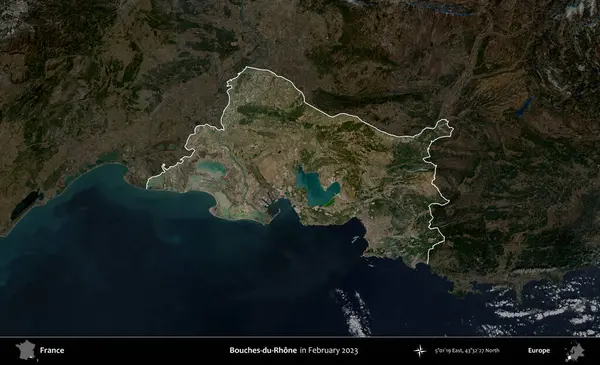 Bouches-du-Rhone. Fransa 'nın idari alanı, Şubat 2023' te çekilen Kopernik Nöbetçi karolarından oluşan koyu renkli bir uydu görüntüsü üzerinde vurgulandı ve özetlendi.
