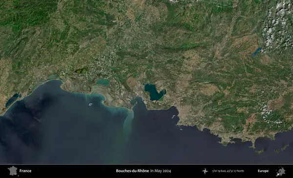 Bouches-du-Rhone. Mayıs 2024 'te Copernicus Sentinel karolarından oluşan bir uydu görüntüsü üzerine Fransa' nın idari bölgesi
