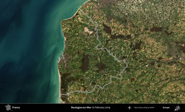 Boulogne-sur-Mer. Copernicus Sentinel 'in Şubat 2019' da çekilen uydu görüntüsünde Fransa 'nın idari bölgesinin ana hatları belirlendi.