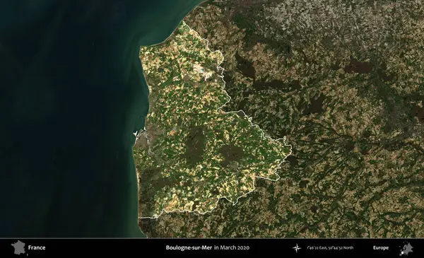 Boulogne-sur-Mer. Fransa 'nın idari alanı, Mart 2020' de çekilen Kopernik Nöbetçi karolarından oluşan koyu renkli bir uydu görüntüsü üzerinde vurgulandı ve özetlendi.
