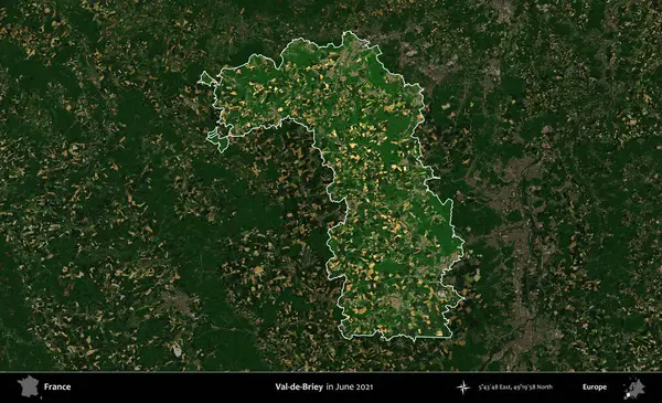 Val-de-Briey. Fransa 'nın idari alanı, Haziran 2021' de çekilen Kopernik Sentinel karolarından oluşan koyu renkli bir uydu görüntüsü üzerinde vurgulandı ve özetlendi.