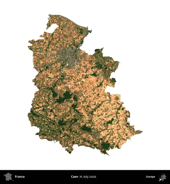 Caen. Fransa 'nın idari bölgesi, Temmuz 2020' de çekilen Kopernik Nöbetçi karolarından oluşan uydu görüntüsüyle beyaza izole edildi.
