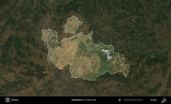 Marangozlar. Fransa 'nın idari alanı, Haziran 2019' da çekilen Kopernik Sentinel karolarından oluşan koyu renkli bir uydu görüntüsü üzerinde vurgulandı ve özetlendi.