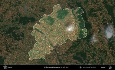 Chalons-en-Champagne. Fransa 'nın idari alanı, Temmuz 2021' de çekilen Kopernik Nöbetçi karolarından oluşan koyu renkli bir uydu görüntüsüyle vurgulandı ve özetlendi.