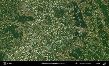 Chalons-en-Champagne. Haziran 2023 'te çekilen Copernicus Sentinel karolarından oluşan bir uydu görüntüsünde Fransa' nın idari bölgesinin ana hatları belirlendi.