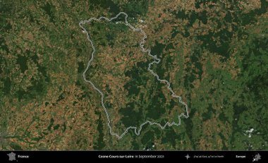 Cosne-Cours-sur-Loire. Eylül 2021 'de çekilen Copernicus Sentinel karolarından oluşan bir uydu görüntüsünde Fransa' nın idari bölgesinin ana hatlarını çizdim.