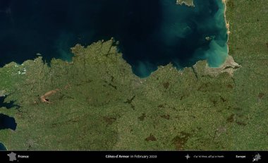 Cotes-d'Armor. Copernicus Sentinel 'in Şubat 2020' de çekilmiş uydu görüntüsü üzerine Fransa 'nın idari bölgesi.