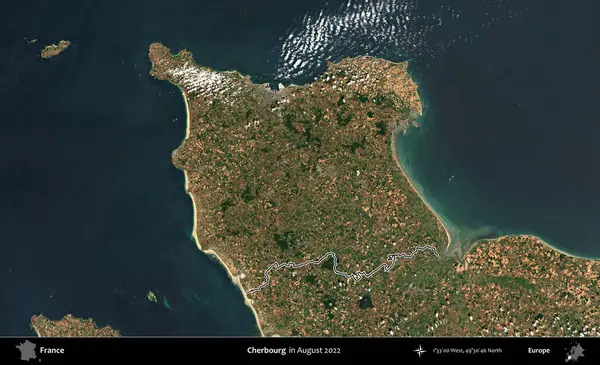 Cherbourg 'da. Copernicus Sentinel 'in Ağustos 2022' de çekilen uydu görüntüsünde Fransa 'nın idari bölgesinin ana hatları belirlendi.