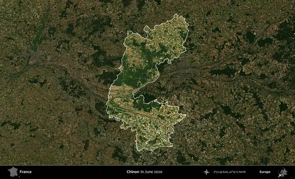 Chinon. Fransa 'nın idari alanı, Haziran 2020' de çekilen Kopernik Nöbetçi karolarından oluşan koyu renkli bir uydu görüntüsüyle vurgulandı ve özetlendi.