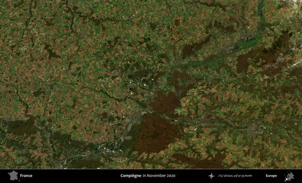 Compiegne. Copernicus Sentinel 'in Kasım 2020' de çekilmiş uydu görüntüsü üzerine Fransa 'nın idari bölgesi.