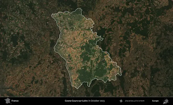 Cosne-Cours-sur-Loire. Fransa 'nın idari alanı, Ekim 2023' te çekilen Kopernik Nöbetçi karolarından oluşan koyu renkli bir uydu görüntüsü üzerinde vurgulandı ve özetlendi.