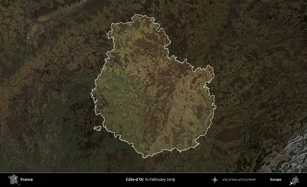 Cote-d'Or. Fransa 'nın idari alanı, Şubat 2019' da çekilen Kopernik Sentinel karolarından oluşan koyu renkli bir uydu görüntüsü üzerinde vurgulandı ve özetlendi.