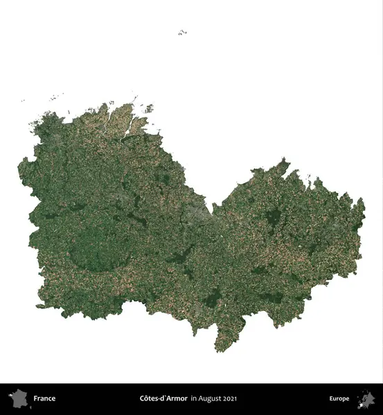 Cotes-d'Armor. Fransa 'nın idari bölgesi, Ağustos 2021' de çekilen Kopernik Nöbetçi karolarından oluşan bir uydu görüntüsüyle beyaza izole edildi.