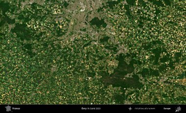 Evry. Copernicus Sentinel 'in Haziran 2021' de çekilmiş uydu görüntüsü üzerine Fransa 'nın idari bölgesi.