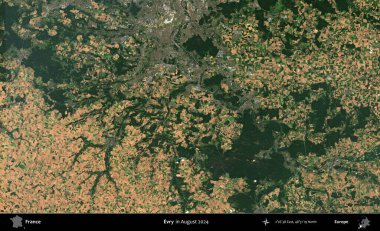 Evry. Copernicus Sentinel 'in Ağustos 2024' te çekilmiş uydu görüntüsü üzerine Fransa 'nın idari bölgesi.