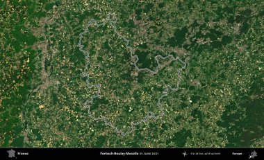 Forbach-Boulay-Moselle. Copernicus Sentinel 'in Haziran 2021' de çekilen uydu görüntüsünde Fransa 'nın idari bölgesinin ana hatları belirlendi.