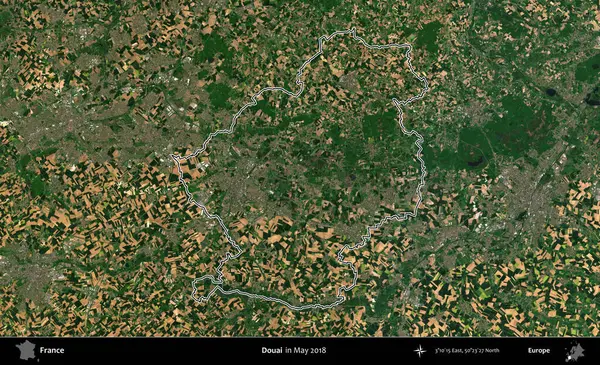 Douai. Mayıs 2018 'de çekilen Copernicus Sentinel karolarından oluşan bir uydu görüntüsünde Fransa' nın idari bölgesinin ana hatlarını çizdim.