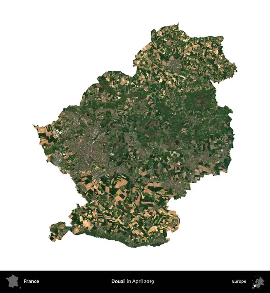 Douai. Fransa 'nın idari bölgesi, Nisan 2019' da çekilen Kopernik Nöbetçi karolarından oluşan bir uydu görüntüsü ile beyaza izole edildi.