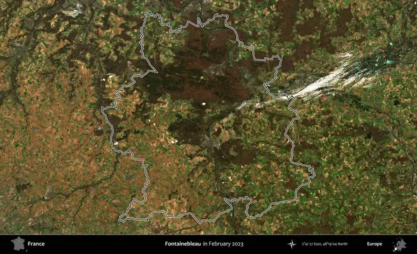 Fontainebleau. Copernicus Sentinel 'in Şubat 2023' te çekilen uydu görüntüsünde Fransa 'nın idari bölgesinin ana hatları belirlendi.