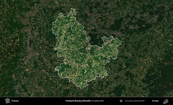 Forbach-Boulay-Moselle. Fransa 'nın idari alanı, Haziran 2021' de çekilen Kopernik Sentinel karolarından oluşan koyu renkli bir uydu görüntüsü üzerinde vurgulandı ve özetlendi.
