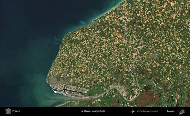 Le Havre. Copernicus Sentinel 'in Nisan 2021' de çekilen uydu görüntüsünde Fransa 'nın idari bölgesinin ana hatları belirlendi.