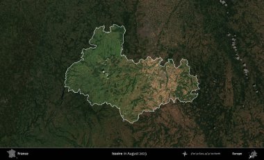 Issoire. Fransa 'nın idari alanı, Ağustos 2023' te çekilen Kopernik Nöbetçi karolarından oluşan koyu renkli bir uydu görüntüsüyle vurgulandı ve özetlendi.