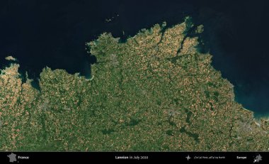 Lannion. Copernicus Sentinel 'in Temmuz 2020' de çekilmiş uydu görüntüsü üzerine Fransa 'nın idari bölgesi.